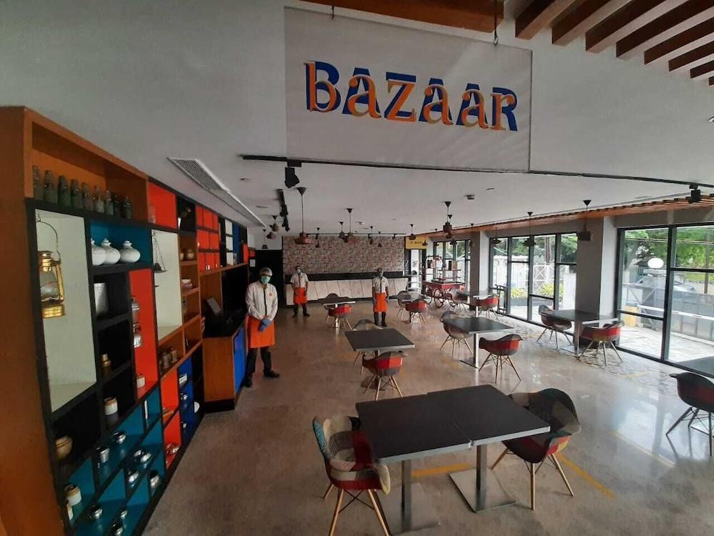 Zone By The Park Coimbatore Exterior photo